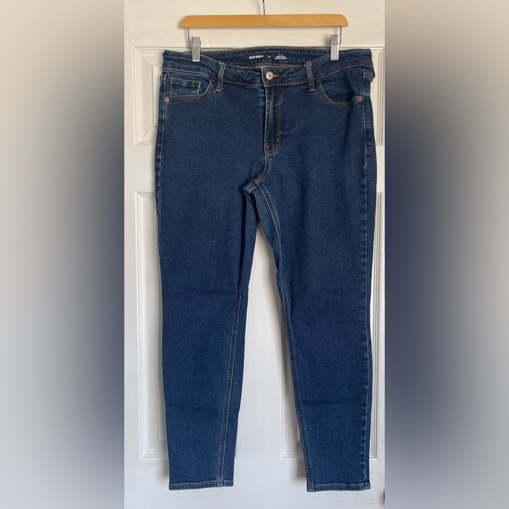Old Navy Mid-rise Skinny Jeans
